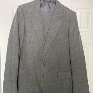AUSTIN MANOR Men’s 2 Piece Suit Brown Multi Plaid 2 Piece Wool Blend Size 42